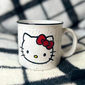 ♥️Hello Kitty -glitter red bow- double sided  speckle mug